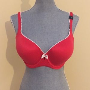 NWT Victoria’s Secret bra